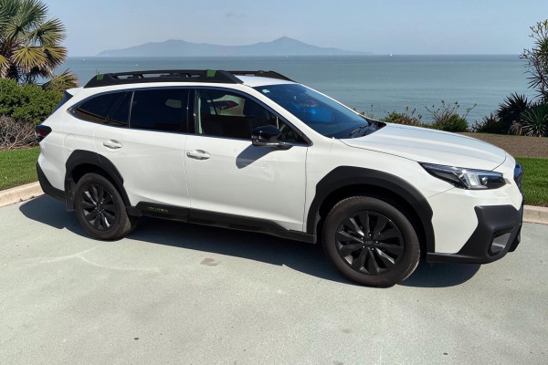 2025 Subaru Outback 6GEN AWD Sport XT SUV Image 2