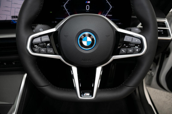 2026 BMW i4 G26 eDrive35 Hatch image 12