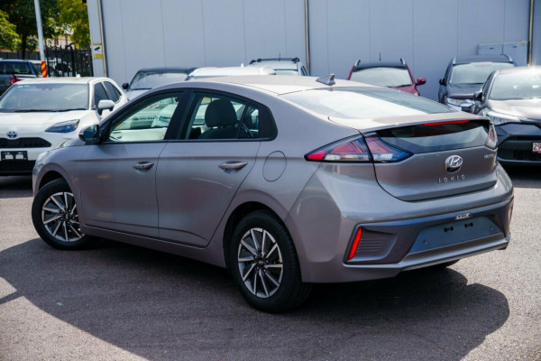 2022 Hyundai IONIQ AE.V4 Electric Elite Coupe Image 2