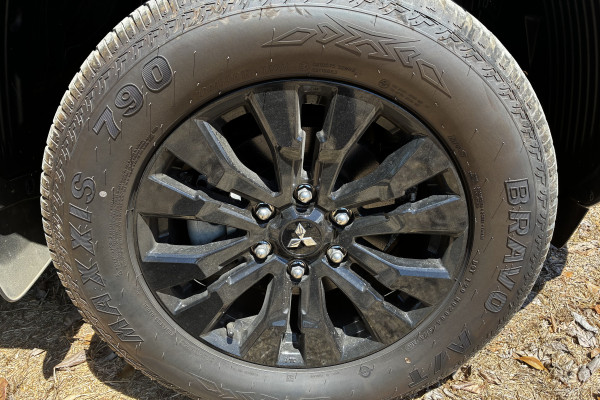 2025 Mitsubishi Triton MV GLX-R Ute Image 18