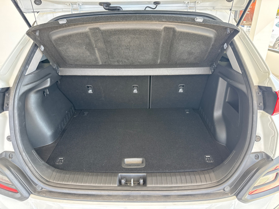 2018 Hyundai KONA OS Active SUV Image 16