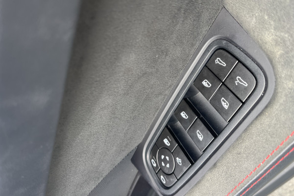 2024 Porsche Cayenne 9YA II GTS SUV Image 46