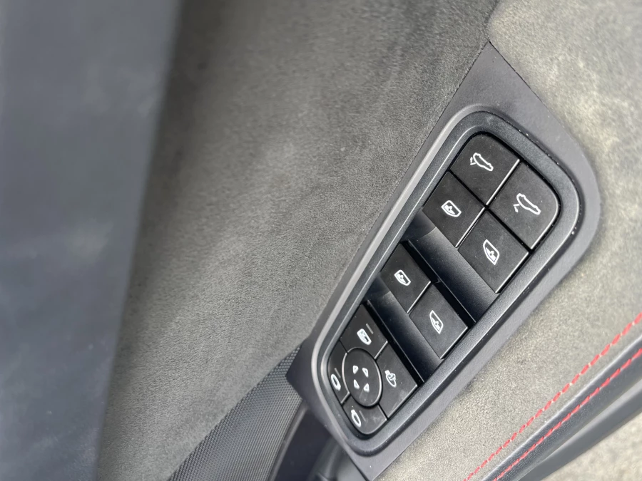 2024 Porsche Cayenne 9YA II GTS SUV Image 46