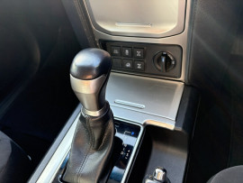 2018 Toyota LandCruiser Prado GDJ150R GXL SUV image 22