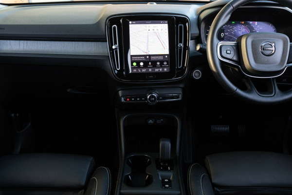 2025 Volvo XC40 XZ Plus B4 SUV Image 21