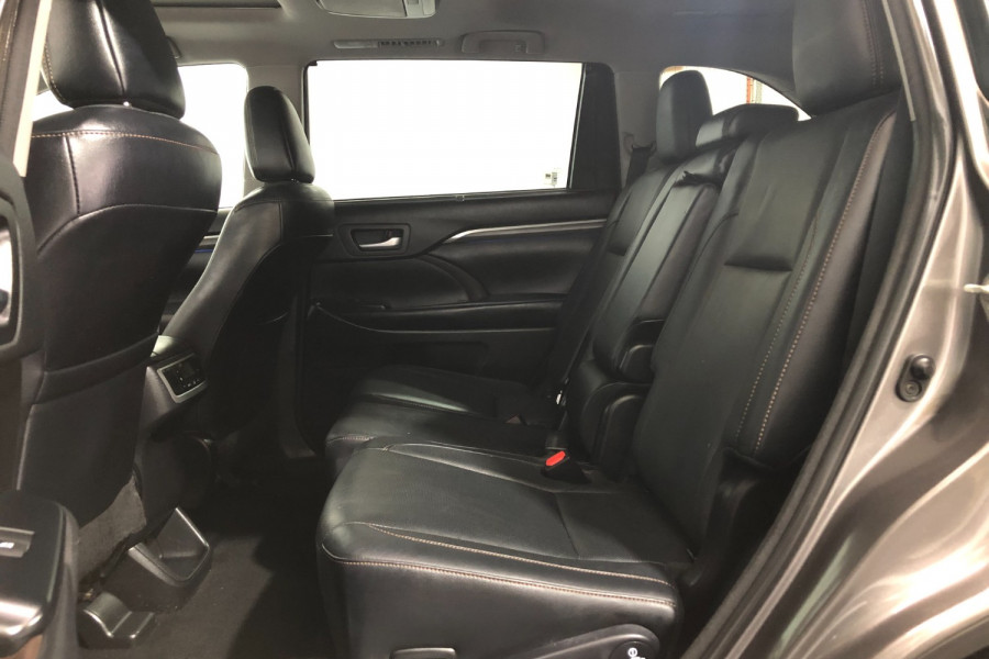 2018 Toyota Kluger GSU55R Grande SUV Image 11
