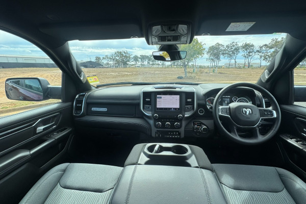 2024 Ram 1500 STD Big Horn SWB Crew Cab Image 11