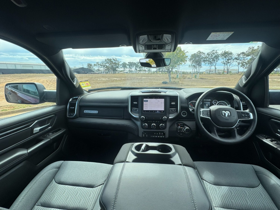 2024 Ram 1500 STD Big Horn SWB Crew Cab Image 11