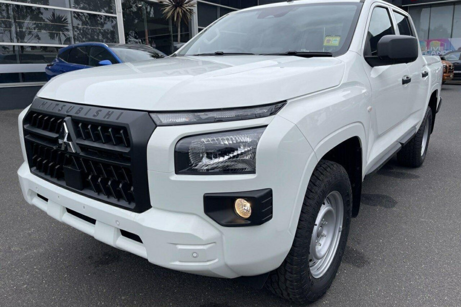 2024 MY24.5 Mitsubishi Triton MV GLX Ute Image 9