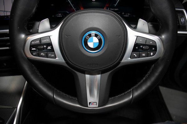2022 BMW 3 Series 30e M Sport Phev Sedan Image 17