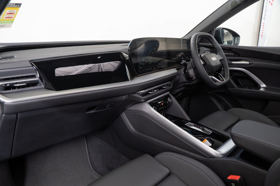 2026 Audi Q5 e-hybrid 270kW SUV