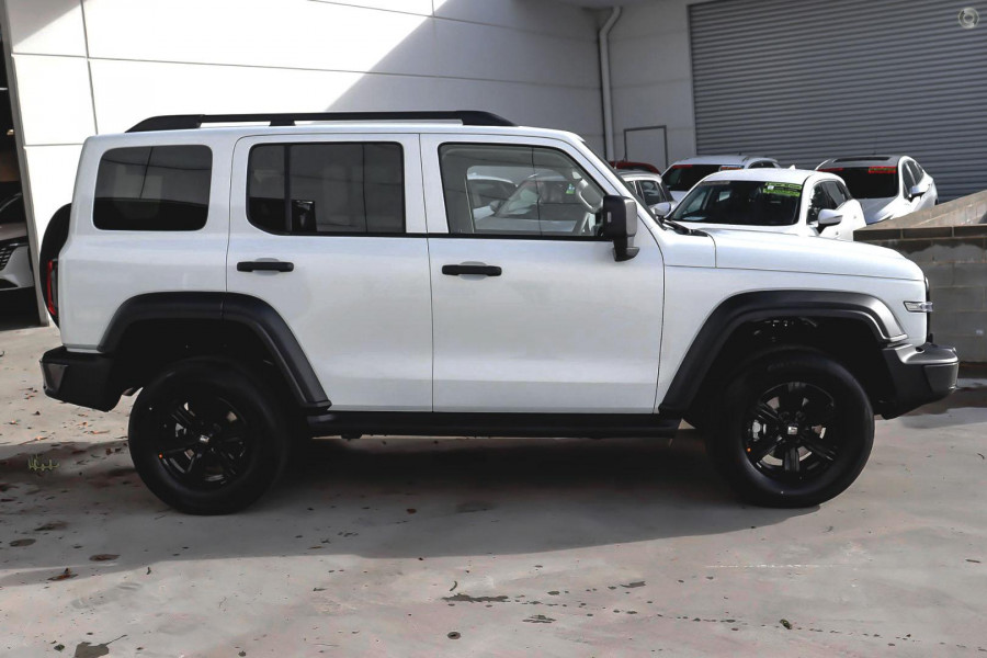 2026 GWM Tank 300 P01 Lux SUV Image 5