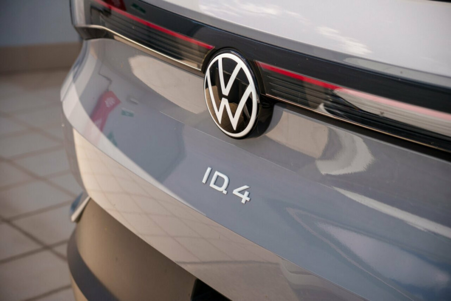 2026 Volkswagen ID. 4 E2 Pro SUV Image 4