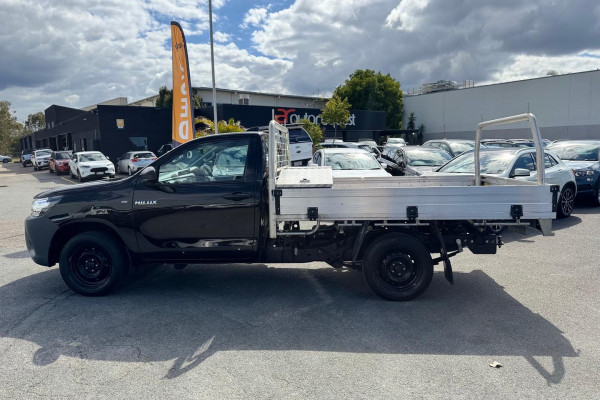2023 Toyota HiLux TGN121R WorkMate Cab Chassis Image 11