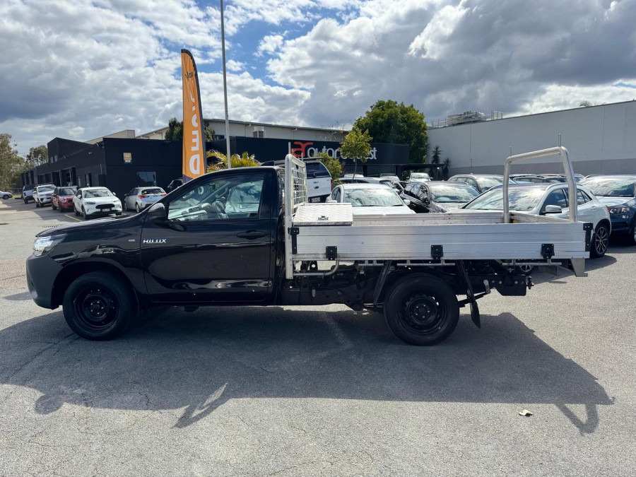 2023 Toyota HiLux TGN121R WorkMate Cab Chassis Image 11