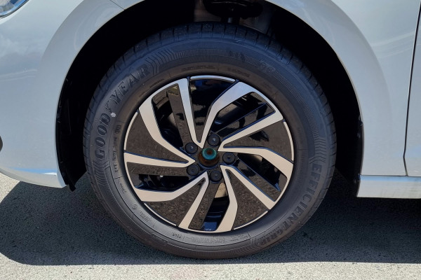 2026 Volkswagen Polo AE 85TSI Life Hatch Image 6