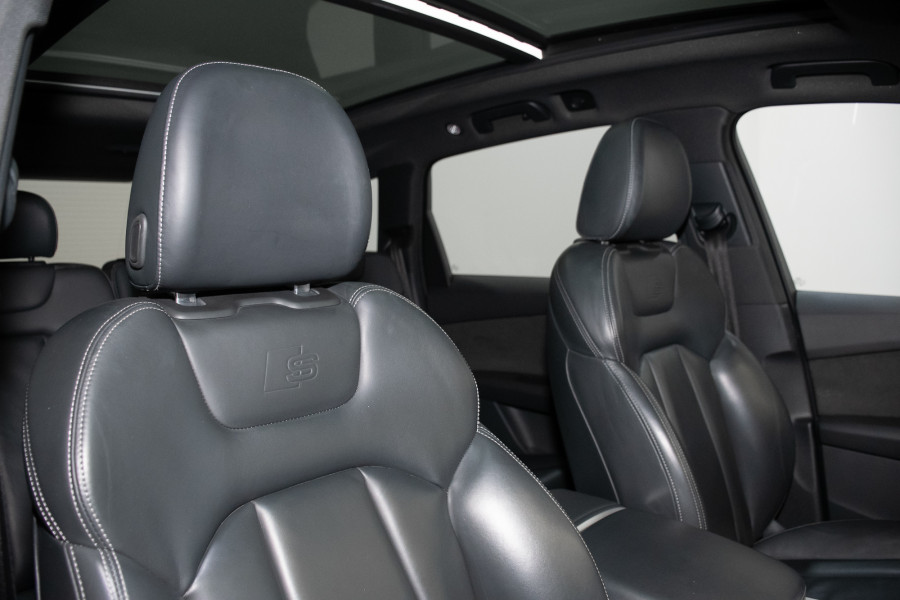 2020 Audi Q7 50 TDI S Line SUV Image 4