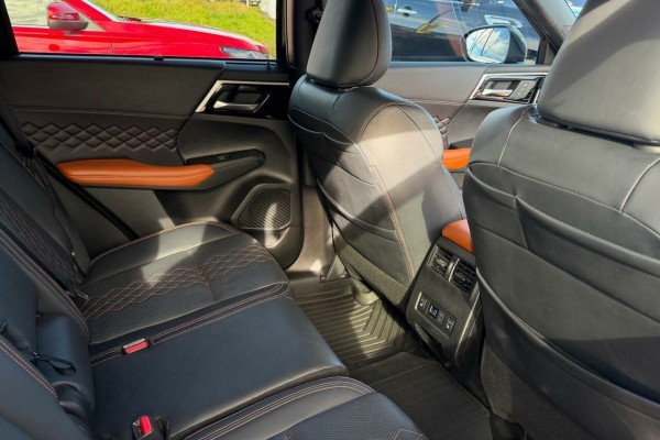 2024 Mitsubishi Outlander ZM PHEV Exceed Tourer SUV Image 27