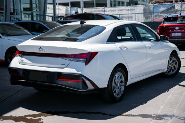 2024 MY25 Hyundai i30 CN7.V2 Hybrid Sedan