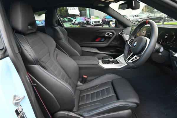 2025 BMW 2 Series G42 M240i xDrive Coupe Image 14