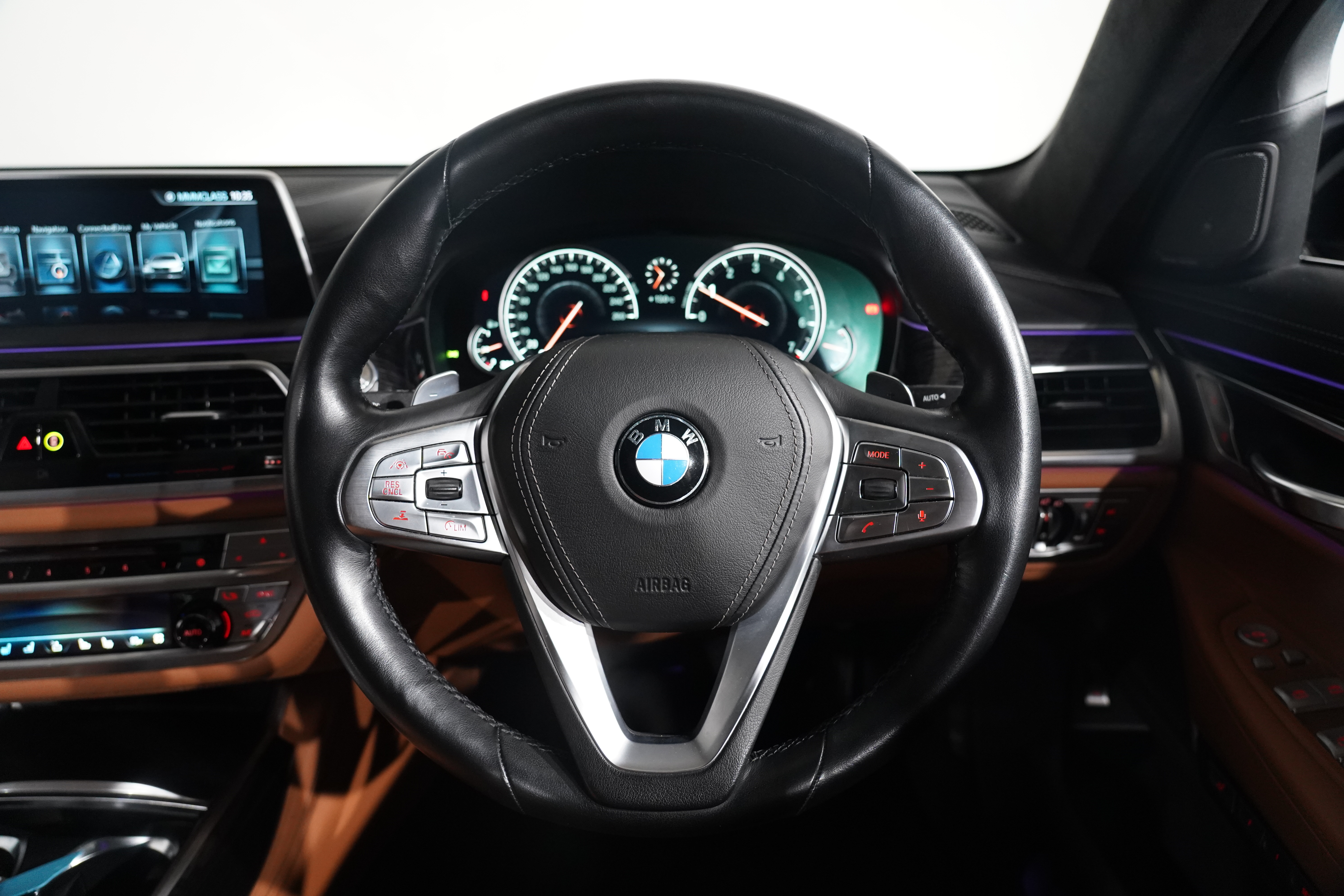 2016 BMW 7 Bmw 7 40i Auto 40i Sedan Image 14