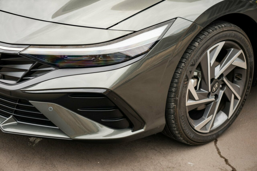 2024 Hyundai i30 CN7.V2 Premium Sedan Image 6
