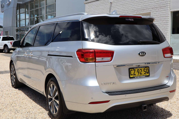 2015 MY16 Kia Carnival YP SLi People Mover Image 5