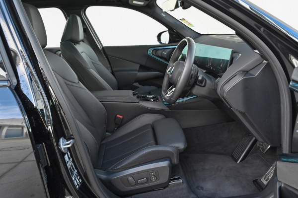 2025 BMW X3 G45 20 xDrive SUV image 7