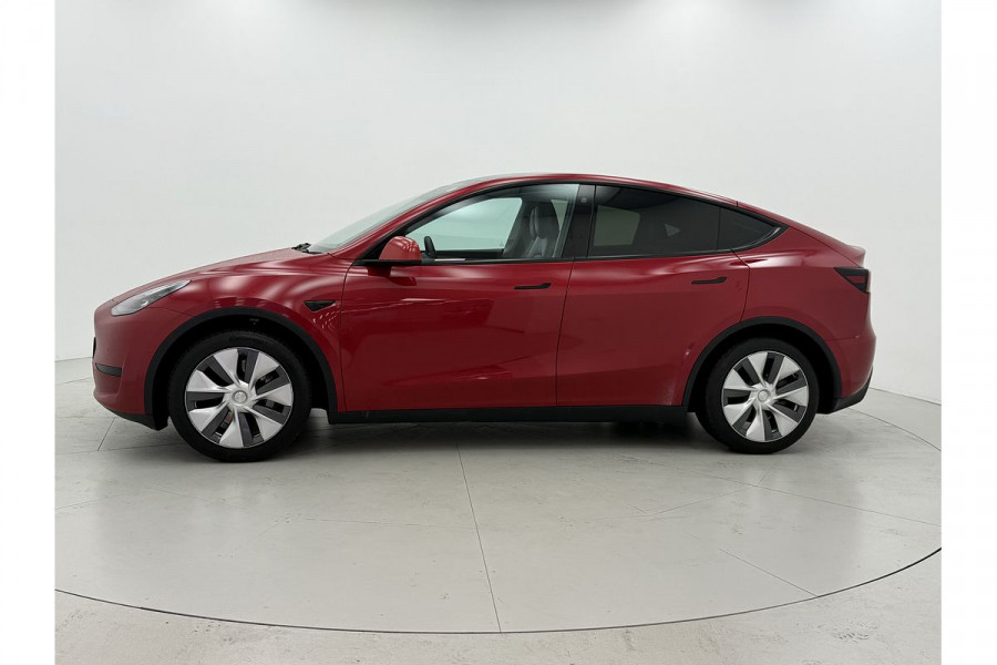 2023 Tesla Model Y  Rear-Wheel Drive SUV Image 4