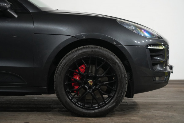 2018 Porsche Macan GTS SUV Image 5