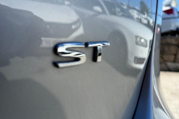 2016 Nissan QASHQAI J11 ST SUV Image 23