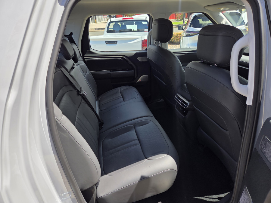 2025 LDV Terron 9 EKK1C Evolve Ute Image 10