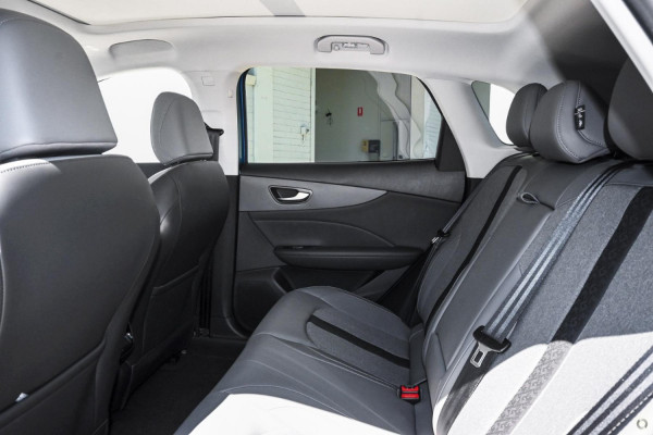 2026 MY25 MG MGS5 EV ZS3EM Essence 62 SUV Image 13