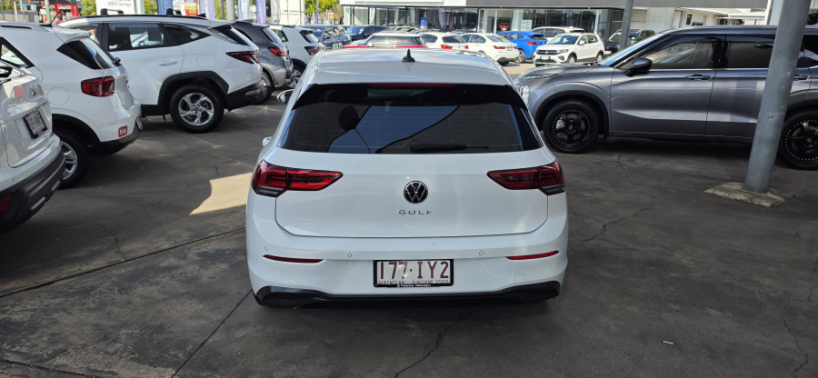 2023 Volkswagen Golf 8 110TSI Life Hatch Image 6