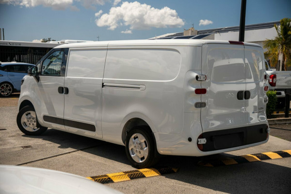2026 LDV eDeliver 5 EVA1C Low Roof LWB Van Image 2