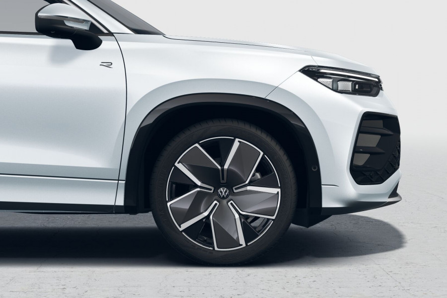 2026 Volkswagen Tayron R4 200TSI eHybrid R-Line SUV