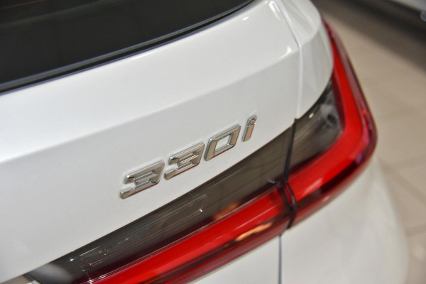 2025 BMW 3 Series G21 LCI II 330i M Sport Wagon Image 5