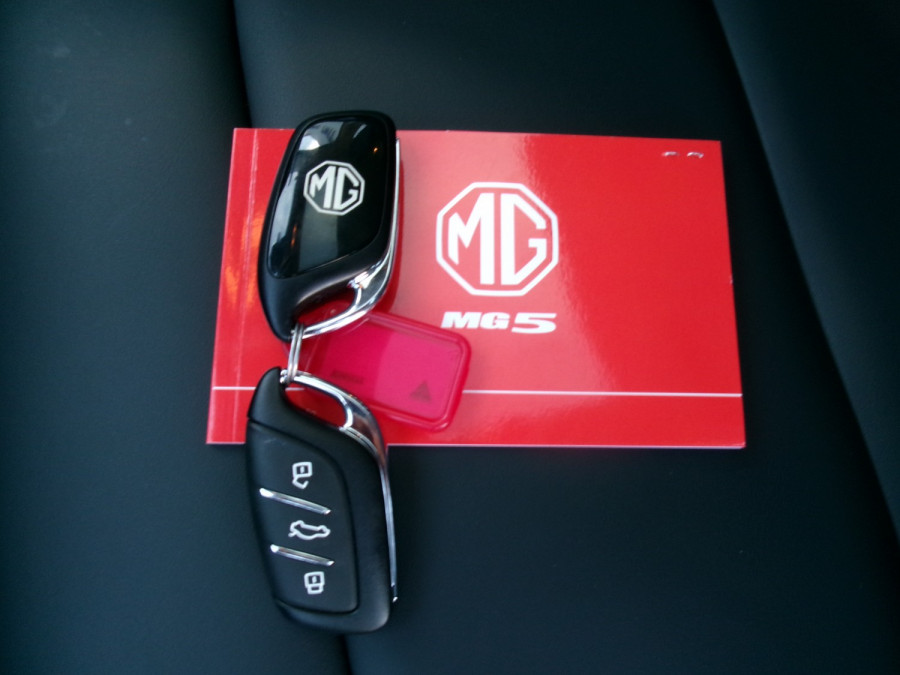 2025 MG MG5 AP32 Essence Sedan Image 19