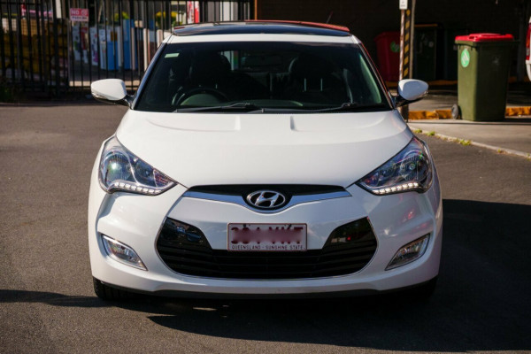 2017 Hyundai Veloster FS5 Series II  Hatch Image 5