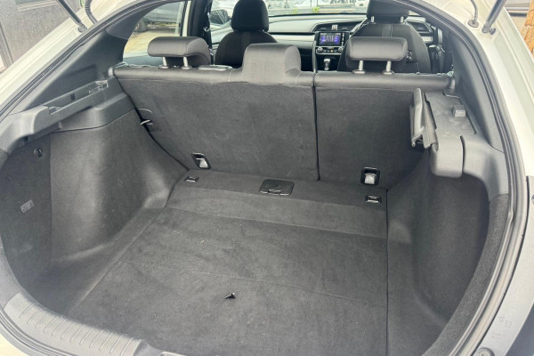 2017 Honda Civic 10th Gen VTi-S Hatch Image 23