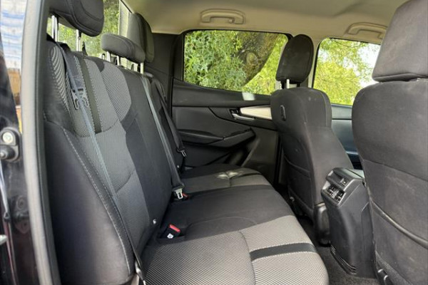 2020 Mazda BT-50 XT Cab Chassis Image 5