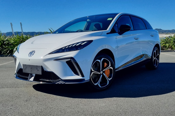 2025 MG MG4 X-POWER/64Kwh/Ev/4Wd Hatch