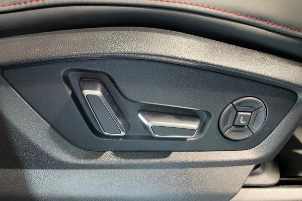 2026 Audi SQ8 TFSI SUV Image 6