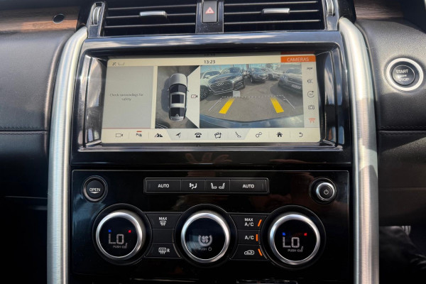 2018 Land Rover Discovery Series 5 HSE Luxury SUV Image 22