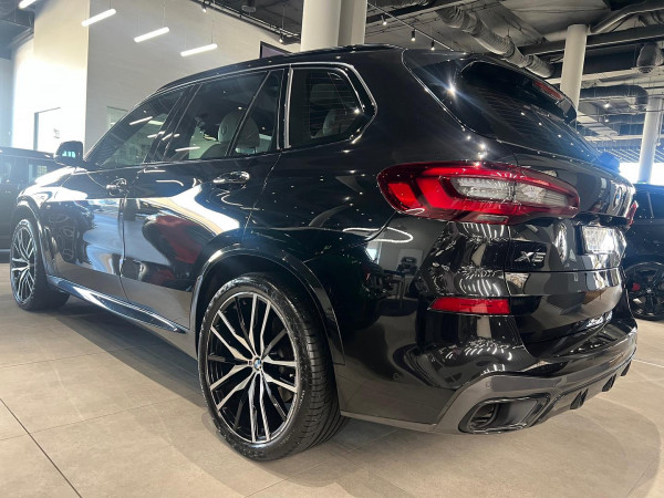 2022 BMW X5 G05 xDrive40i M Sport SUV image 5