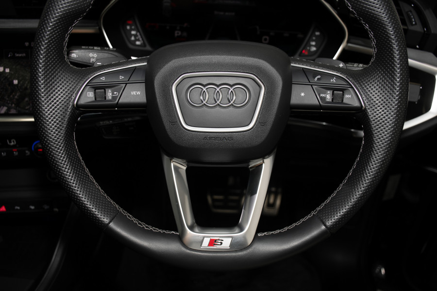 2024 Audi Q3 F3 40 TFSI S line SUV Image 17
