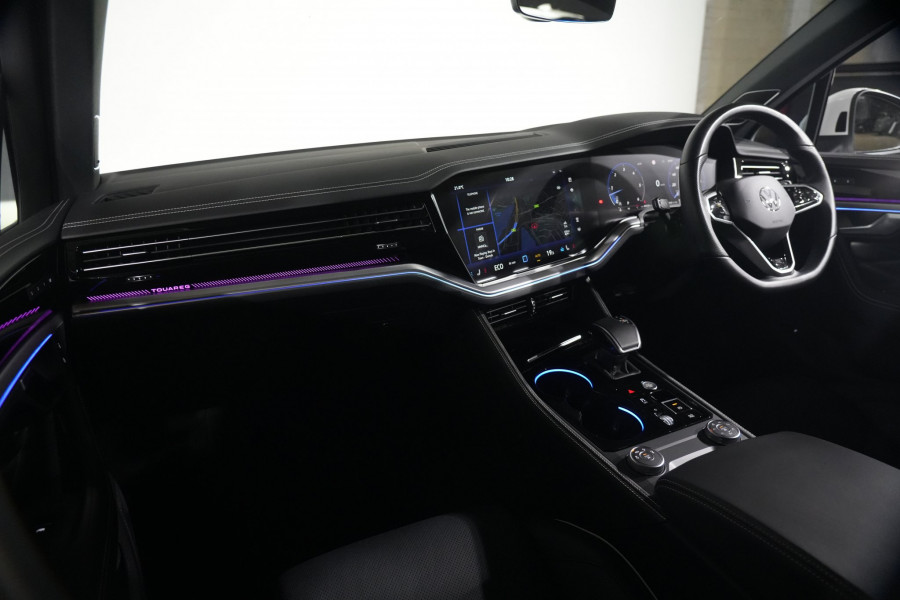 2024 Volkswagen Touareg 210TDI R-Line SUV