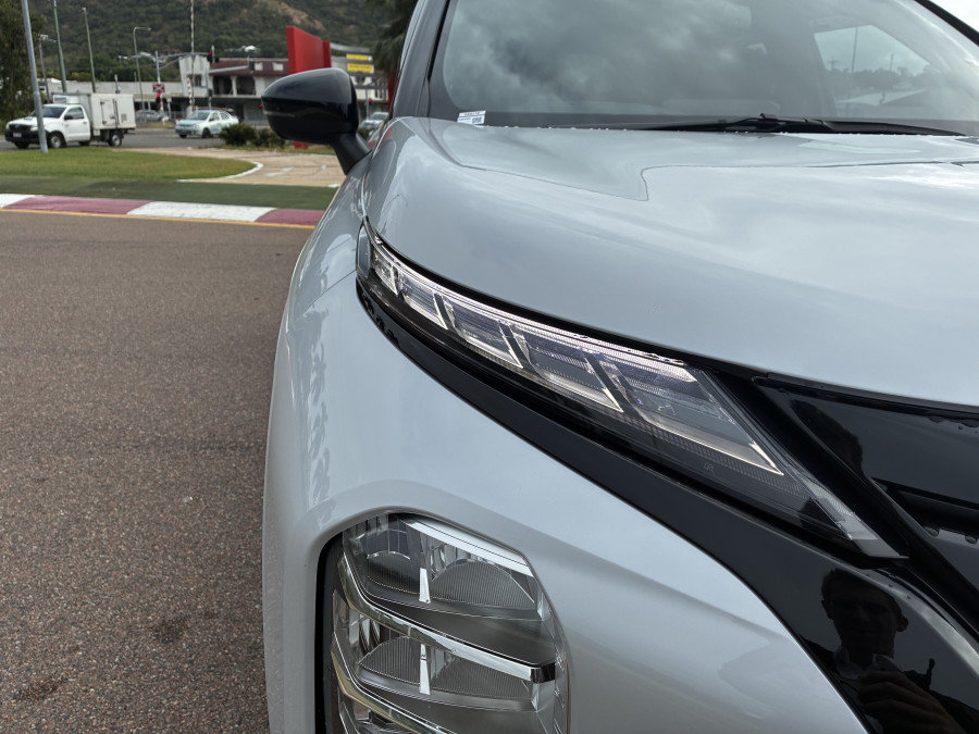 2025 MY24 Mitsubishi Outlander ZM PHEV GSR SUV Image 9