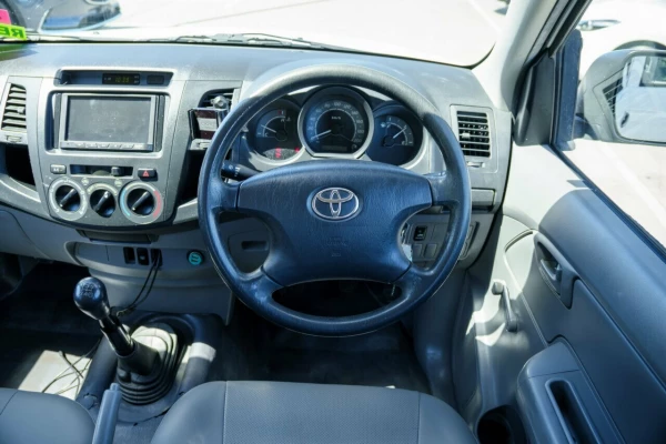 2009 Toyota HiLux TGN16R MY09 WorkMate Ute Image 8