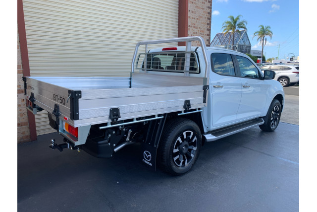 2025 Mazda BT-50  XTR Cab Chassis Image 3